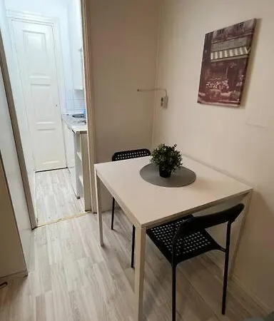 Apartment Kallion Helmi *